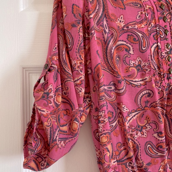 Kim Rogers Pink Paisley Top - Picture 3 of 4